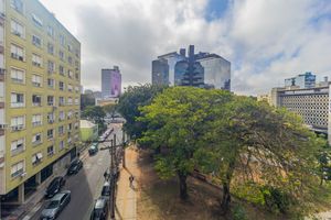 Image 10 - 883056