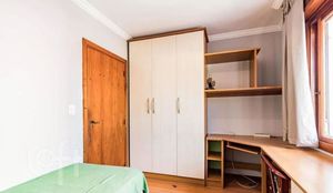 Image 6 - 883057