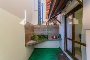 Image 39 - 883067