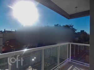 Image 6 - 883068