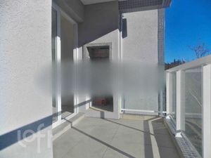 Image 5 - 883068