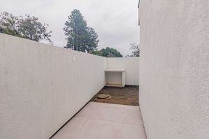 Image 31 - 883069