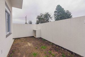 Image 35 - 883069
