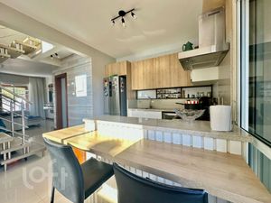 Image 8 - 883094