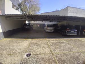 Image 9 - 883098