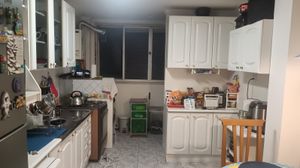 Image 2 - 883099