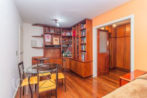 Image 6 - 883101