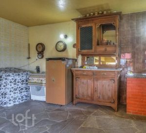 Image 49 - 883108