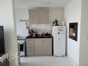 Image 32 - 883112