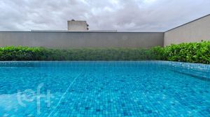 Image 21 - 883112
