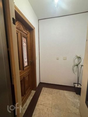 Image 13 - 883116