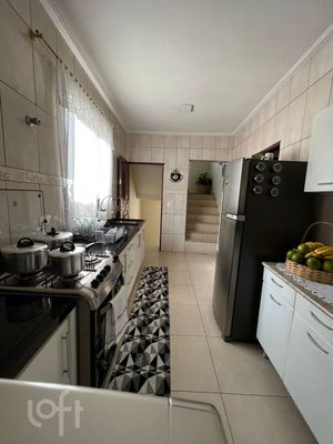 Image 5 - 883117