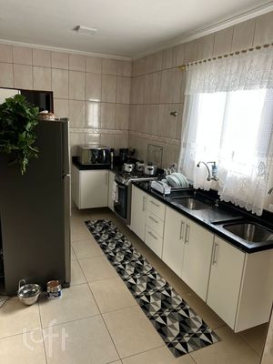 Image 3 - 883117