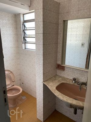 Image 19 - 883120