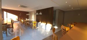 Image 21 - 883122