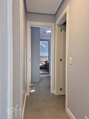 Image 8 - 883122