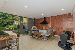 Image 19 - 883127