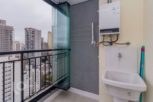 Image 8 - 883127