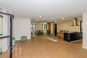 Image 38 - 883127