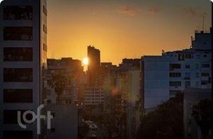 Image 15 - 883136