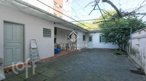 Image 20 - 883140