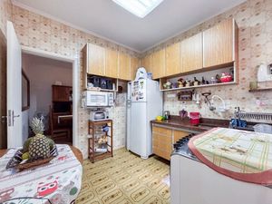 Image 3 - 883143