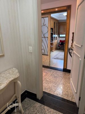 Image 17 - 883144
