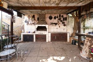 Image 24 - 883146