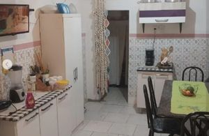 Image 2 - 883158