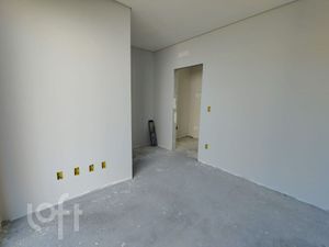 Image 11 - 883163