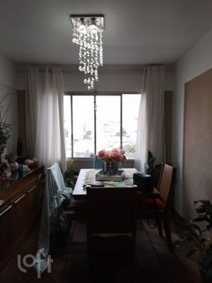 Image 4 - 883170