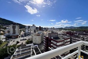 Image 17 - 883172