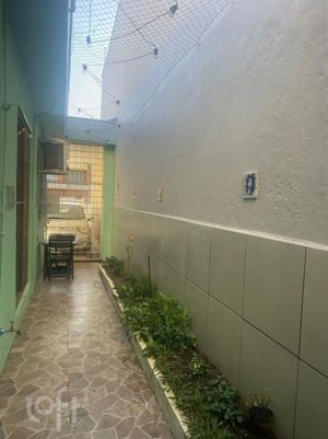 Image 15 - 883180