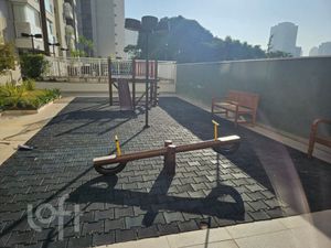 Image 12 - 883193
