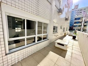 Image 17 - 883197