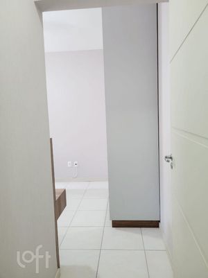 Image 12 - 883197