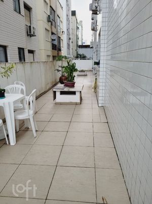 Image 16 - 883197