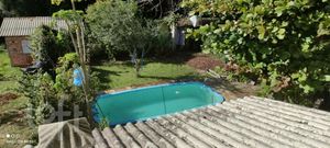 Image 5 - 883202