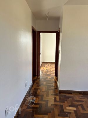 Image 11 - 883204