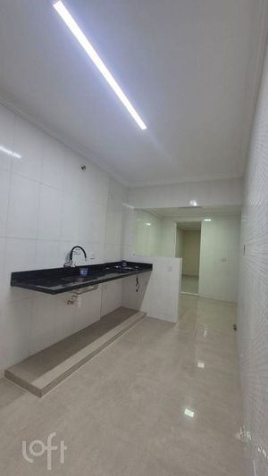 Image 6 - 883206