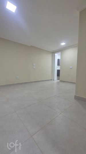 Image 19 - 883206