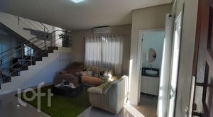 Image 4 - 883212