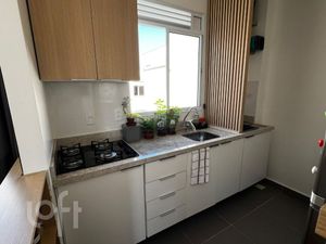 Image 17 - 883214