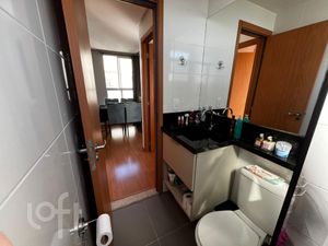 Image 8 - 883214