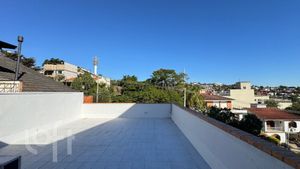 Image 9 - 883235