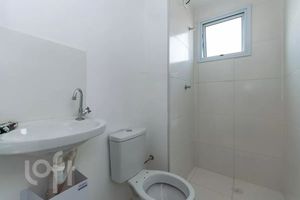 Image 6 - 883237