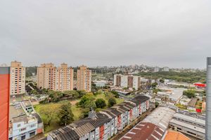 Image 8 - 883240