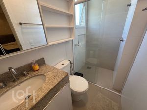 Image 19 - 883241