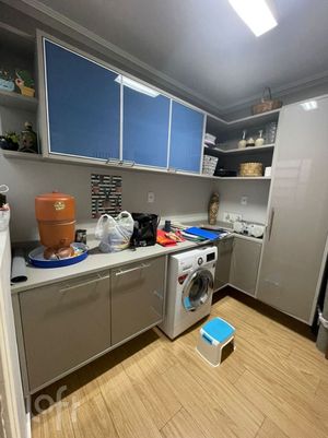 Image 8 - 883242