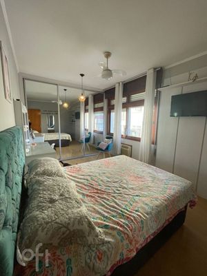 Image 13 - 883242